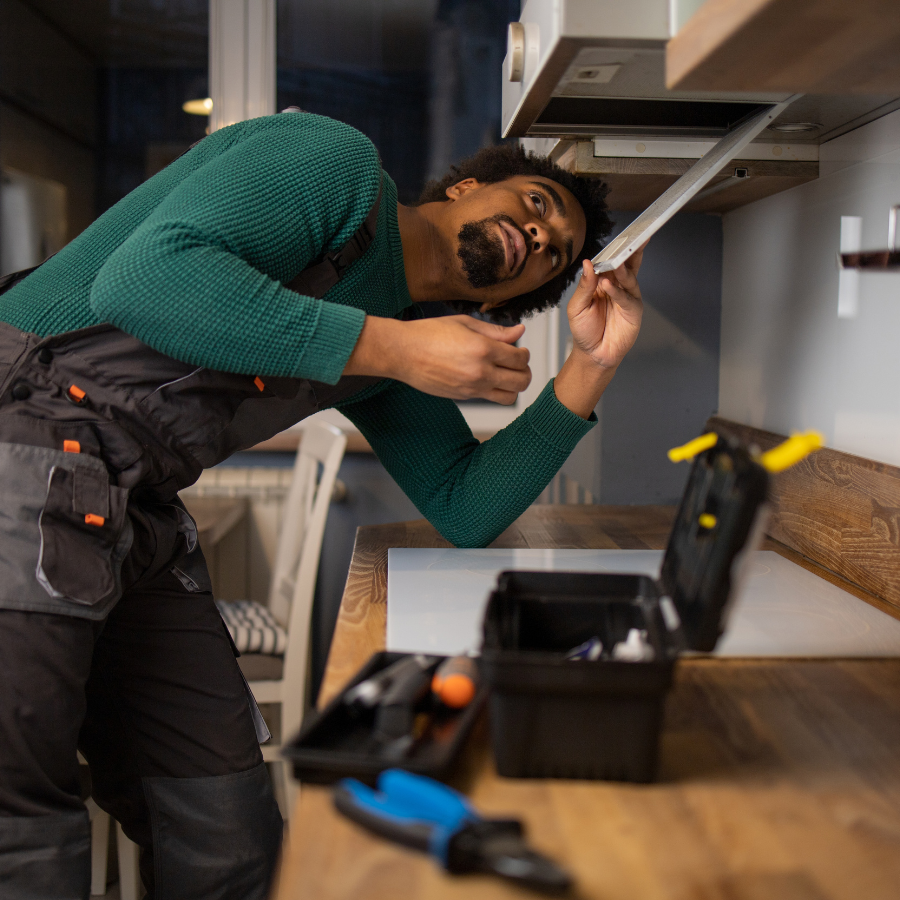 Handy helper at work in the kitchen